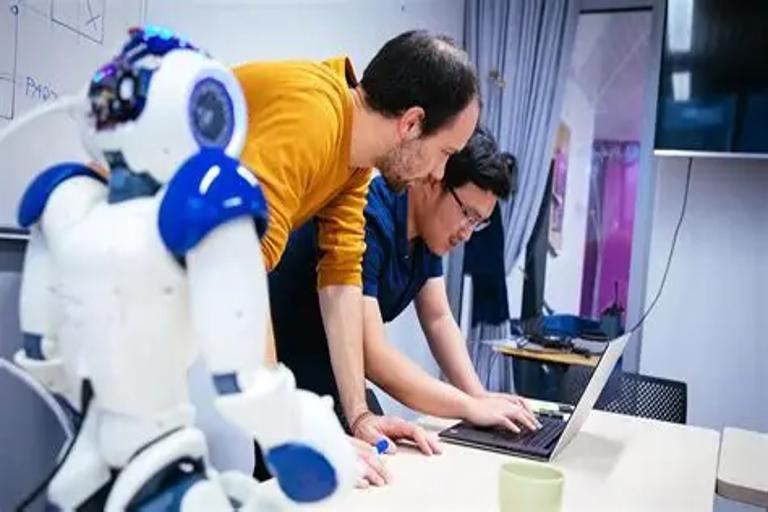 Un centre d’intelligence artificielle inauguré à l’EPFZ